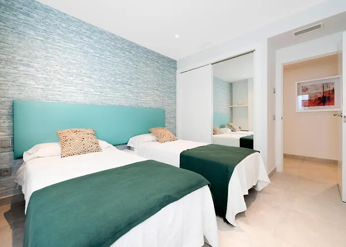 Apartament Modern 2 Bedroom Apartment, With Sea Views, In Playas Del Duque - Puerto Banus Marbella