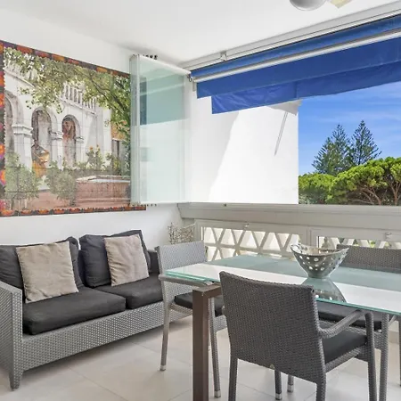 Apartamento Modern 2 Bedroom Apartment, With Sea Views, In Playas Del Duque - Puerto Banús *