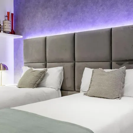 Modern 2 Bedroom Apartment, With Sea Views, In Playas Del Duque - Puerto Banús Apartamento *