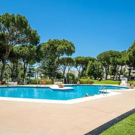 Apartamento Modern 2 Bedroom Apartment, With Sea Views, In Playas Del Duque - Puerto Banús
