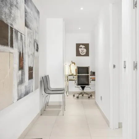 Apartamento Modern 2 Bedroom Apartment, With Sea Views, In Playas Del Duque - Puerto Banús *
