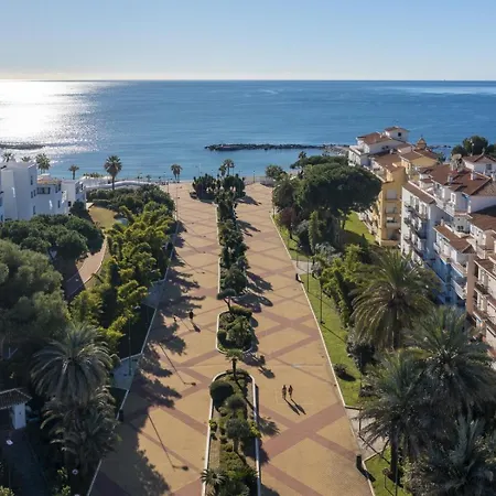 Apartamento Modern 2 Bedroom Apartment, With Sea Views, In Playas Del Duque - Puerto Banús Marbella