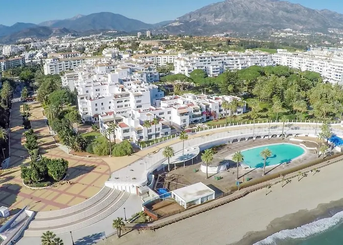 Apartment Modern 2 Bedroom Apartment, With Sea Views, In Playas Del Duque - Puerto Banus Marbella